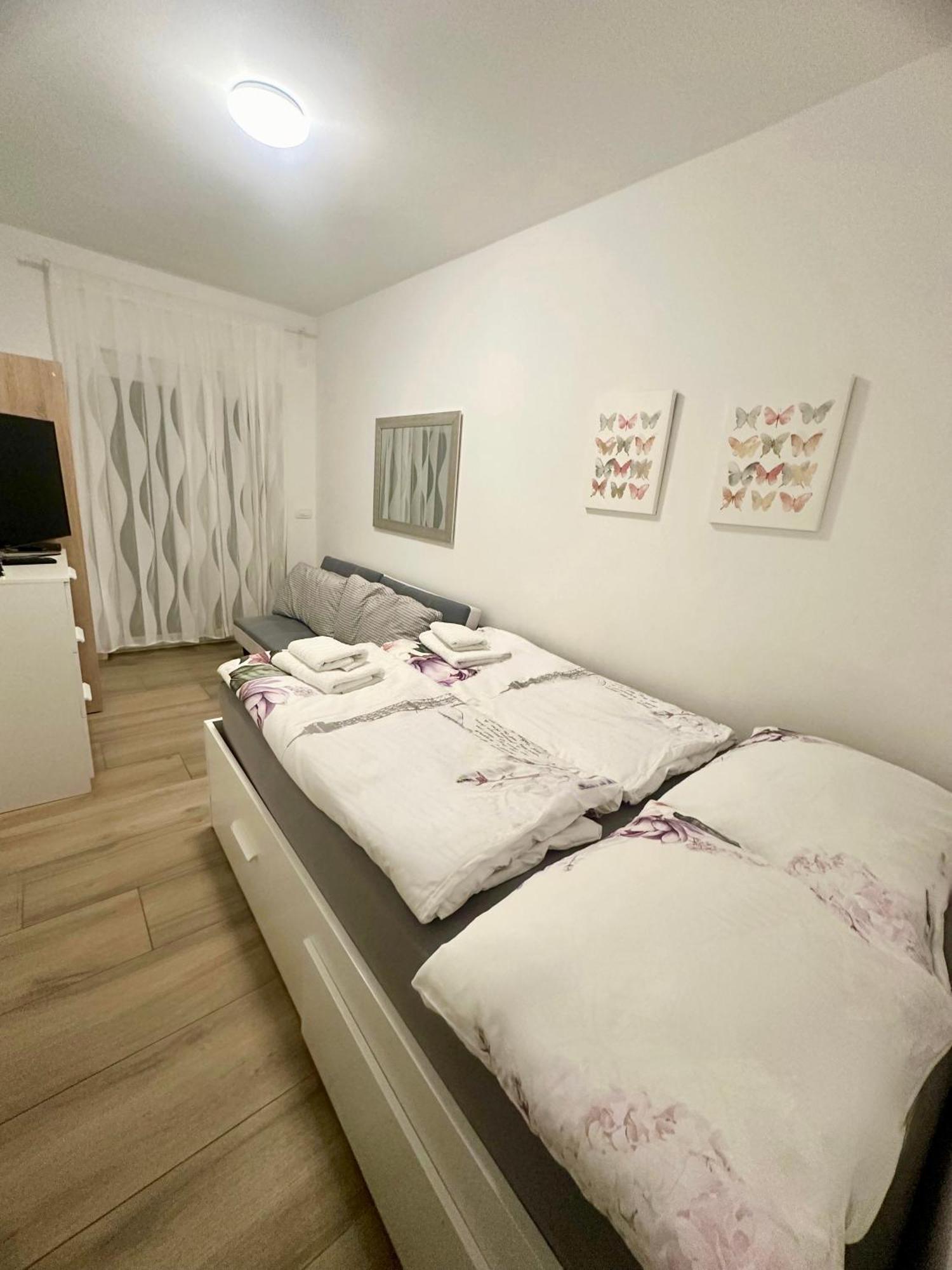 Nikola Apartmani Цриквеница Экстерьер фото